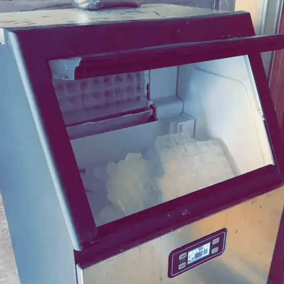 Commercial Ice Maker Machine – 45 kg/Day, Stainless Steel